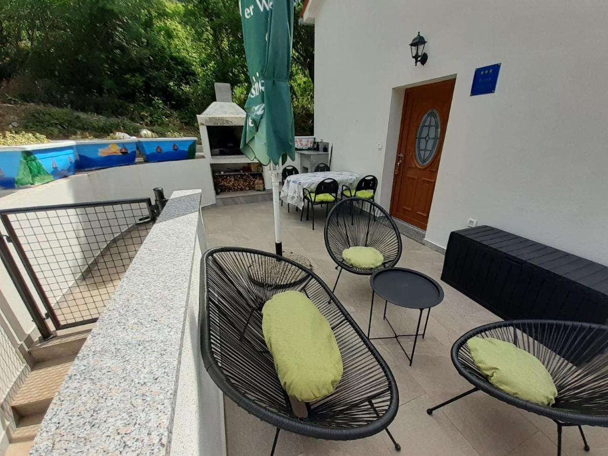 Apartman Sunset Plomin Extérieur photo